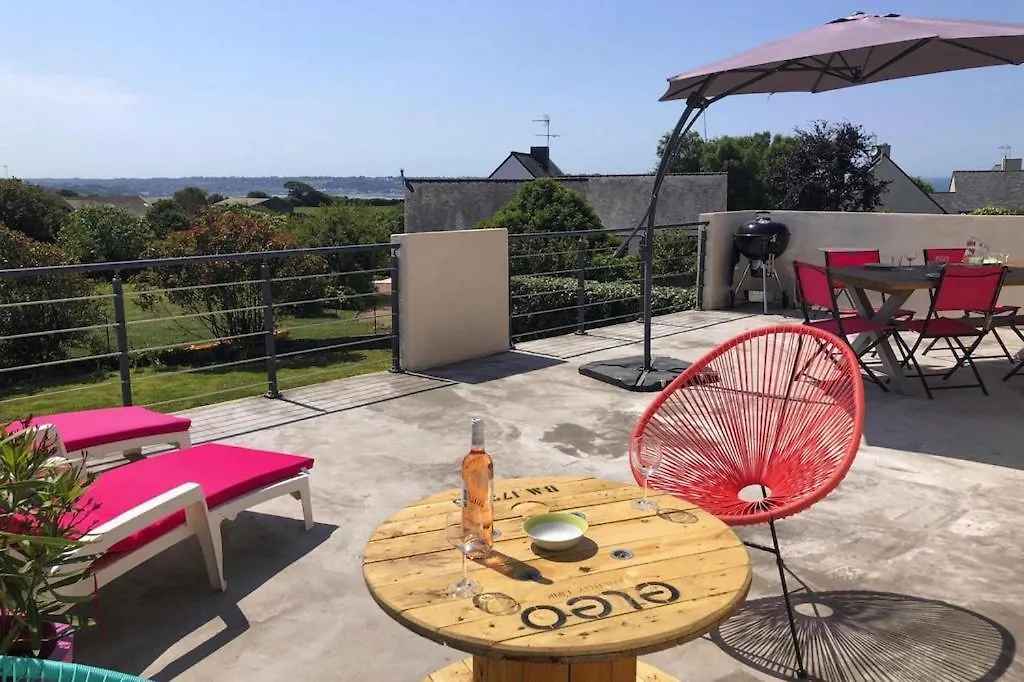 Holiday Home With Beautiful Terrace Area Trelevern